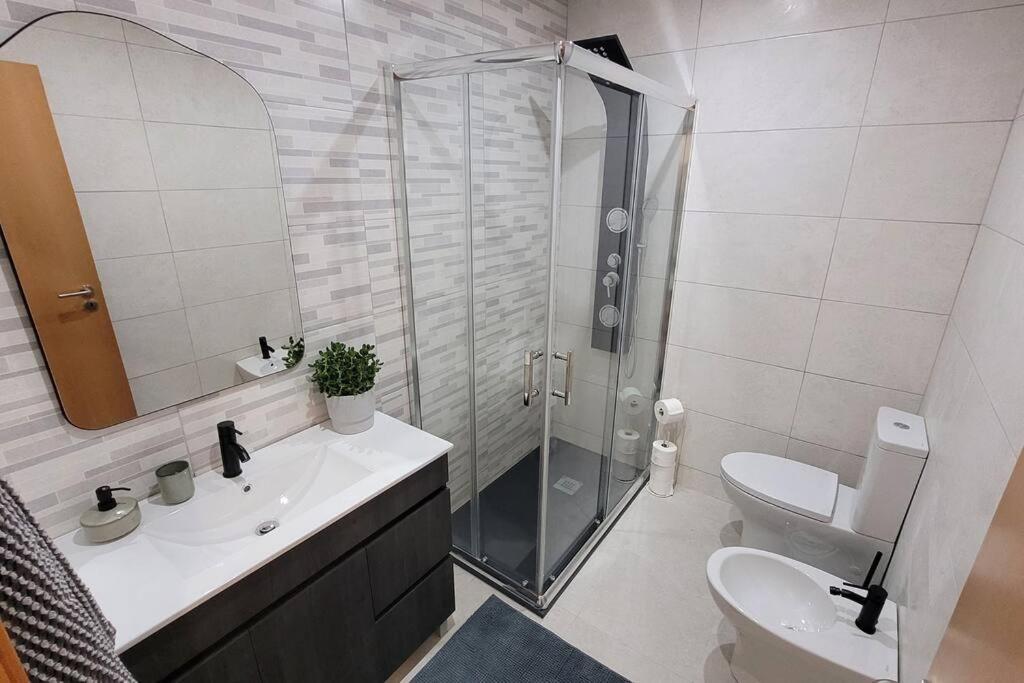Ao Lado Da Estacao Do Metro! Apartamento Vila Nova de Gaia Exterior foto