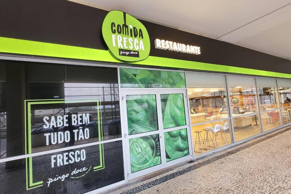 Ao Lado Da Estacao Do Metro! Apartamento Vila Nova de Gaia Exterior foto